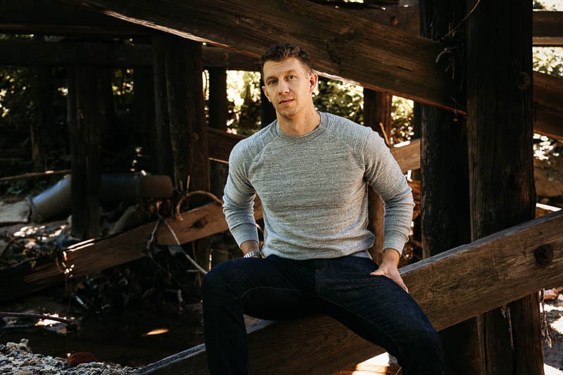 GAP grey crew neck sweater
