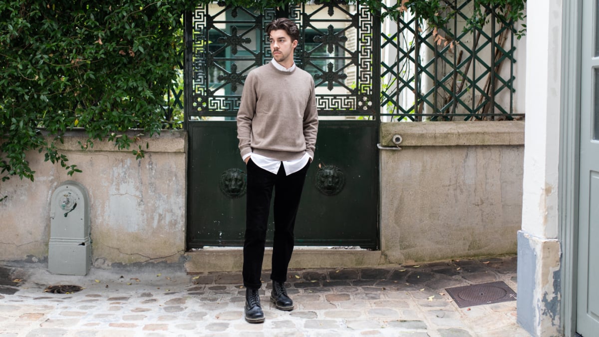 Smart Casual Dress Code Model Wearing Gobi Cashmere Outfit in Paris